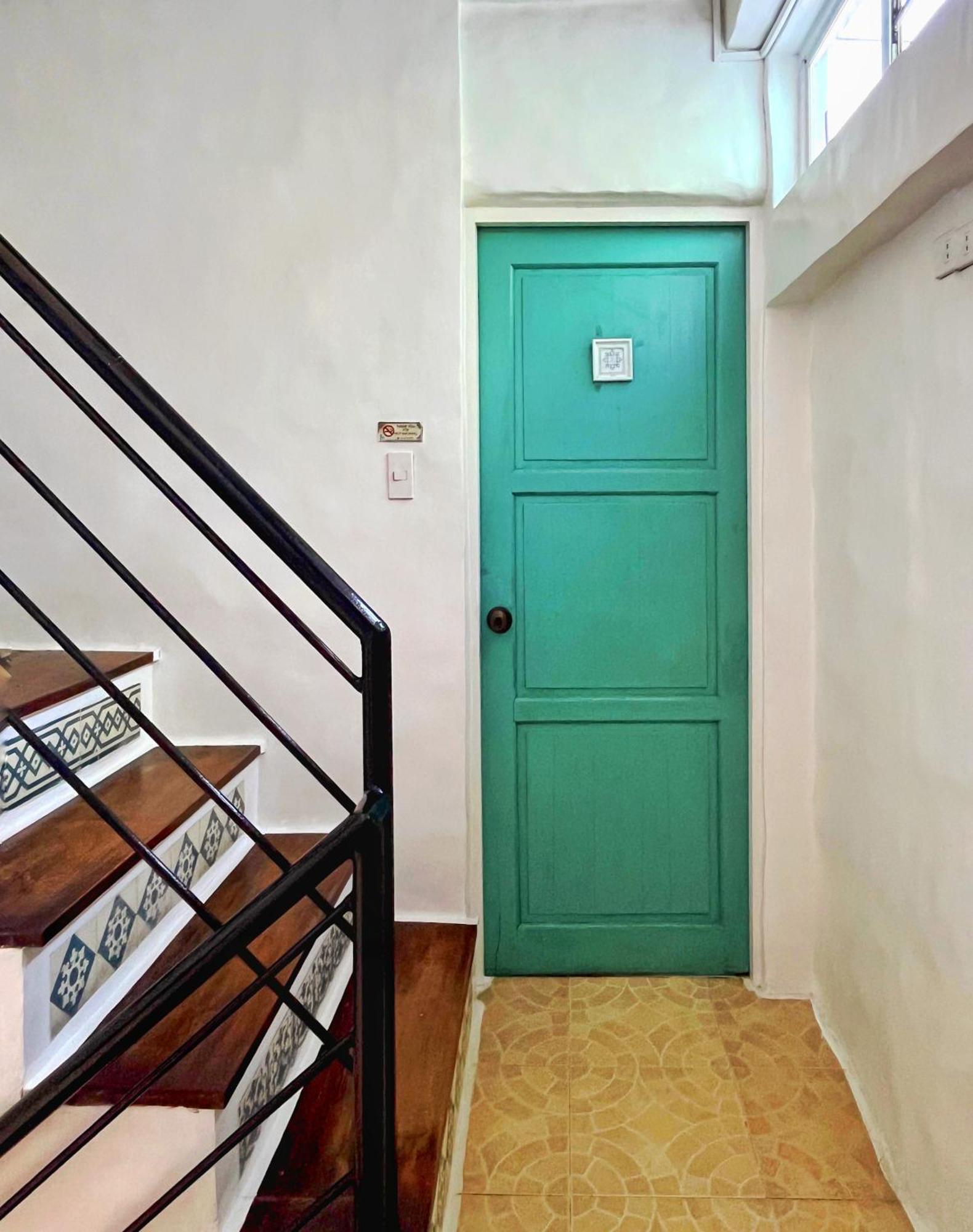 Lugar Bonito Hotel Balabag  Екстер'єр фото