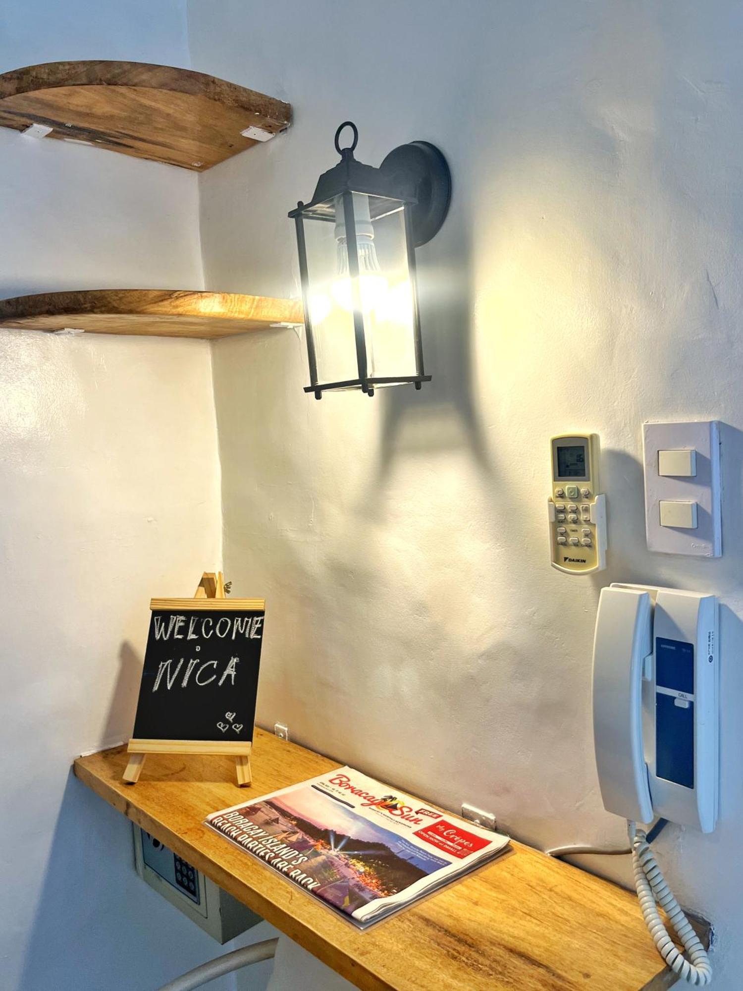 Lugar Bonito Hotel Balabag  Екстер'єр фото