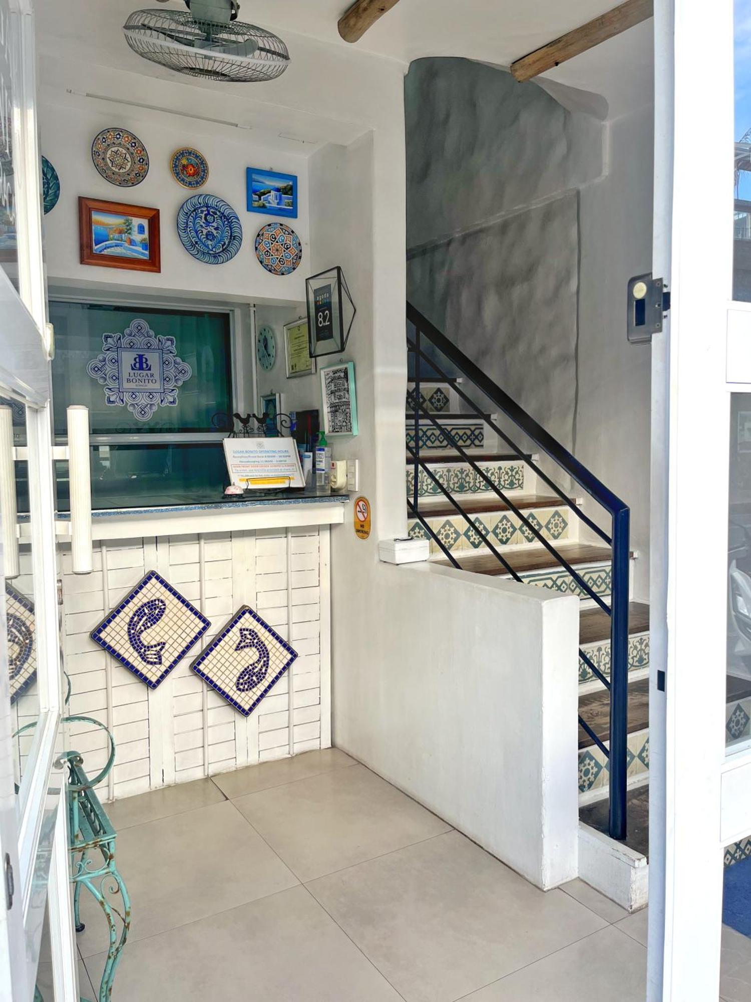 Lugar Bonito Hotel Balabag  Екстер'єр фото